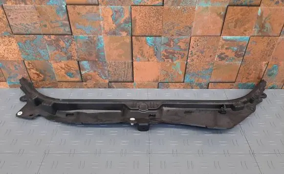 BMW X6 G06 Wiper trim 7424939 51717424939