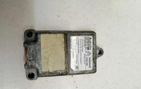 Citroen Xsara Picasso Airbag control unit/module 550572100