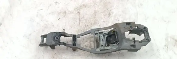 Volkswagen Golf IV Rear door exterior handle/bracket 3B0837886