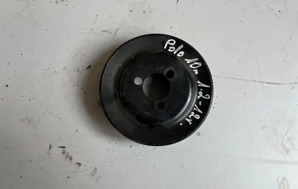 Volkswagen Polo V 6R Water pump pulley 03D121028B
