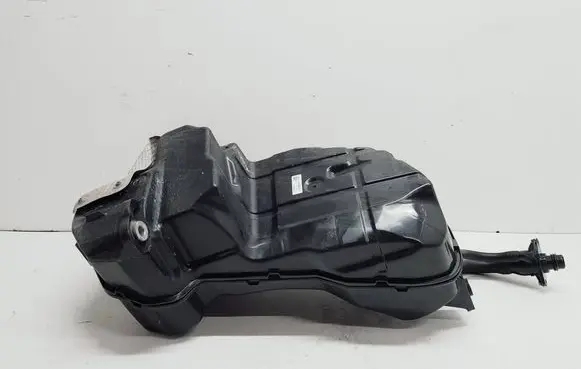 Audi Q7 4M AdBlue liquid reservoir 4M0131878CQ