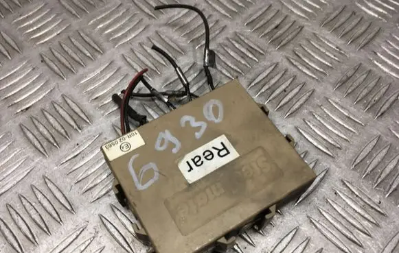 Mercedes-Benz E W211 Other control units/modules 10R020563 175405