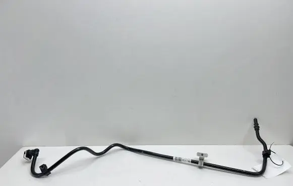 BMW 8 G15 Fuel line pipe 7440396
