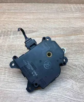 Toyota Prius (XW20) Air flap motor/actuator 0637007960 WITHPLUG