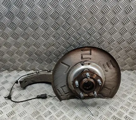 Tesla Model Y Front wheel hub 118831600E
