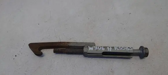 Mercedes-Benz Sprinter W906 Spare wheel bolt 
