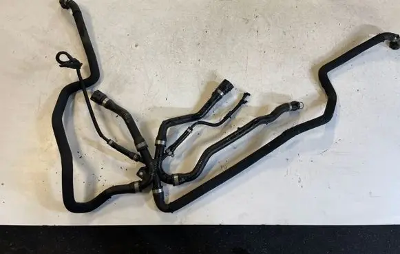 BMW M6 Engine coolant pipe/hose