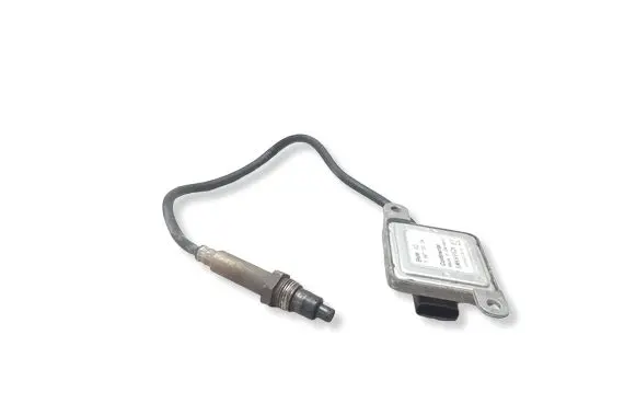 BMW 1 E81 E87 Lambda probe sensor 7587130