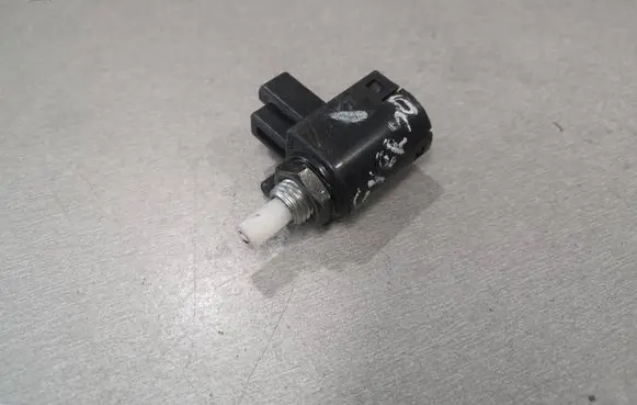 Toyota Corolla Verso AR10 Brake pedal sensor switch CV591