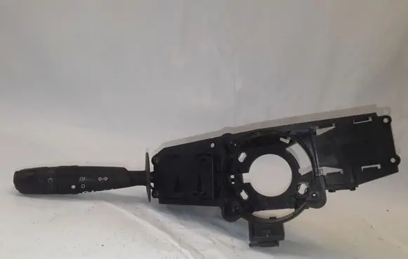 Peugeot 406 Indicator stalk 9618706880 PA66GF30 6155