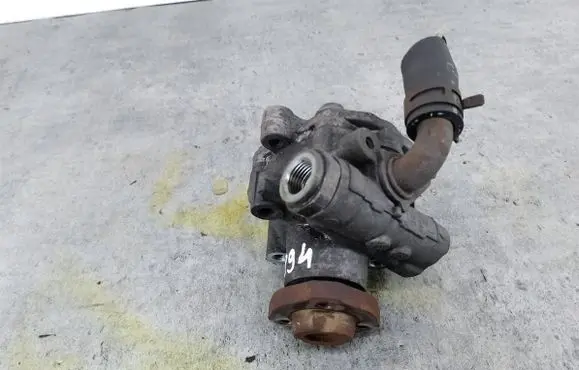 Seat Toledo II (1M) Power steering pump 1J0422154B