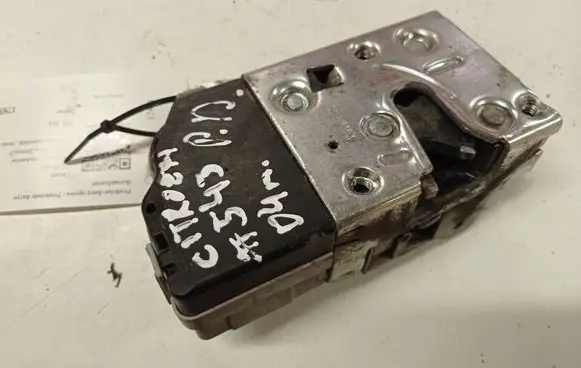 Citroen C5 Front door lock