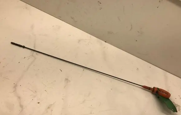 Audi A6 S6 C6 4F Oil level dip stick 