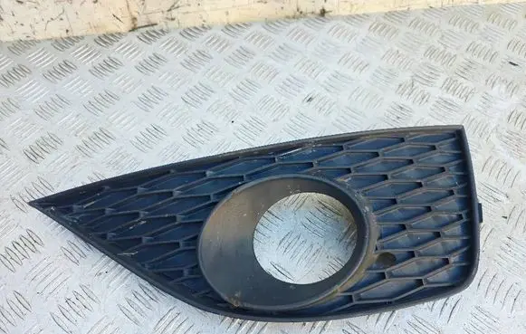 Seat Ibiza IV (6J,6P) Front fog light trim/grill 6J0853666A