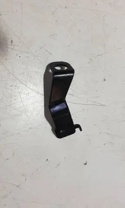 Volvo XC40 Muffler mount bracket/holder 32221211