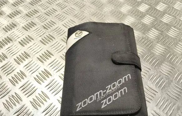 Mazda 3 II User manual 