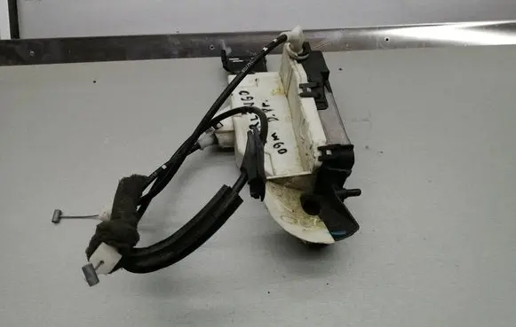 Citroen Berlingo Front door lock