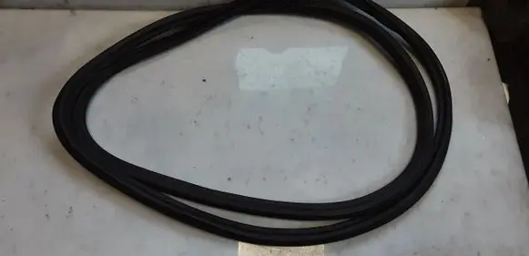 Audi A8 S8 D4 4H Front door rubber seal 