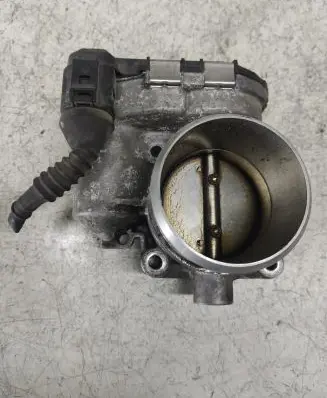 Audi A4 S4 B6 8E 8H Throttle valve 06B133062M