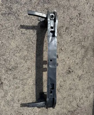 Volkswagen PASSAT B8 Front bumper cross member 3G0807111