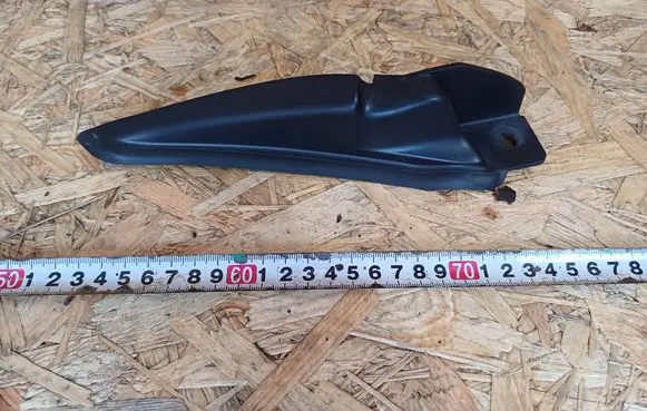 Renault Captur Wiper trim 668637604R 5612P0010