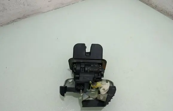 Audi A5 Sportback 8TA Tailgate/trunk/boot lock/catch/latch