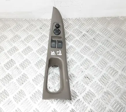 Audi A3 S3 8L Electric window control switch 8L3867171E 8L3867171 17566