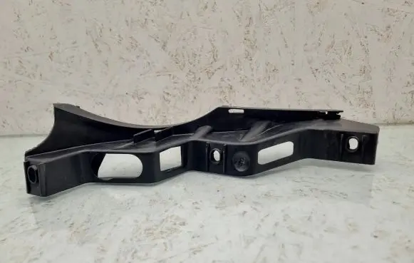 Volkswagen PASSAT B6 Front bumper mounting bracket 3C0807889