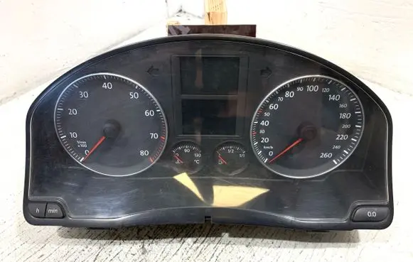 Volkswagen Golf Plus Speedometer (instrument cluster) 1K0920861A V0020000 VWZ7Z0E1628574