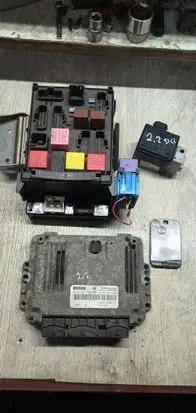 Engine ECU kit and lock set