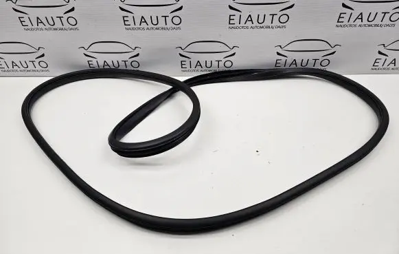 Mazda 6 Front door rubber seal 5L092330