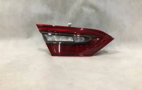 Toyota Camry VIII XV70 Tailgate rear/tail lights TOYOTACAMRYLAMPA