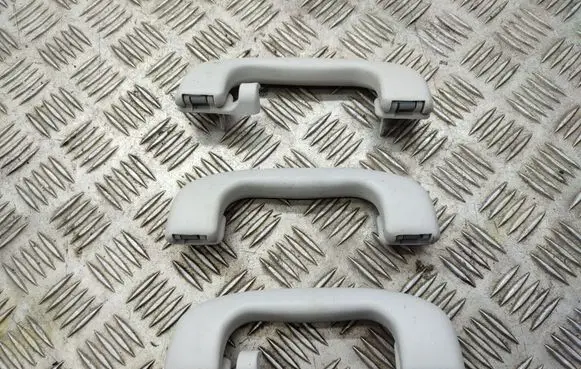 Citroen C3 Aircross A set of handles for the ceiling 