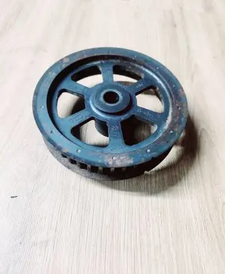 Audi Q7 4L Camshaft pulley/ VANOS 057109105L