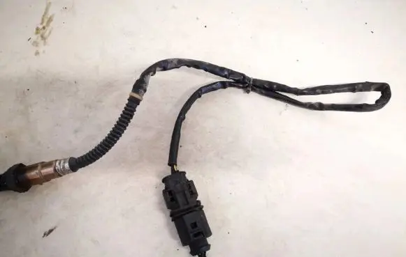Volkswagen Touran I Lambda probe sensor 0258017176
