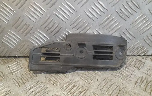 Volkswagen PASSAT B5.5 Front bumper mounting bracket 3B0807184E