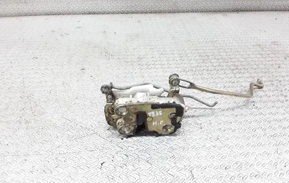 Opel Frontera A Front door lock
