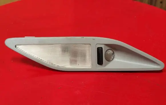 BMW 5 E39 Rear seat light 39820204 8363612