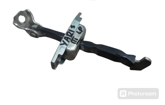 Toyota Yaris Front door check strap stopper