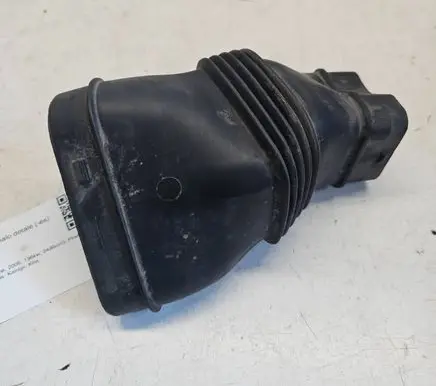 Volvo V70 Air intake duct part 30748216