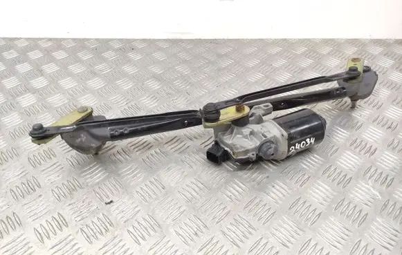 Hyundai Santa Fe Front wiper linkage and motor 981102B000