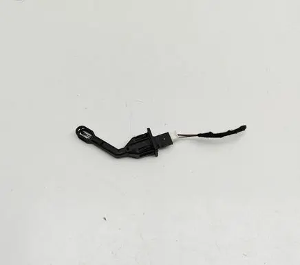 Audi Q7 4M Oil temperature sensor 8K0820539