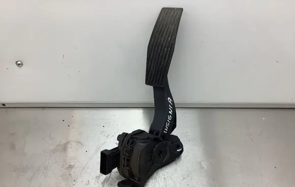 Opel Insignia A Accelerator throttle pedal 6PV00976500 13237352