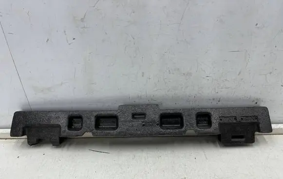 MG ZS Rear bumper foam support bar 10694837