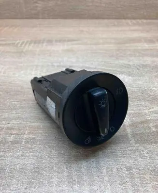 Volkswagen PASSAT B5.5 Light switch 1C0941531