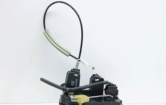 Opel Signum Rear door lock 24447345