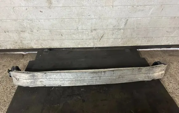 Audi Q5 SQ5 Front bumper cross member 8R0807113B 8R0807113C