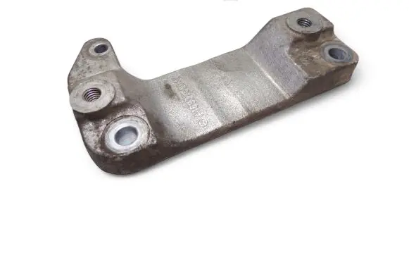Mercedes-Benz B W245 Engine mounting bracket A1693760042