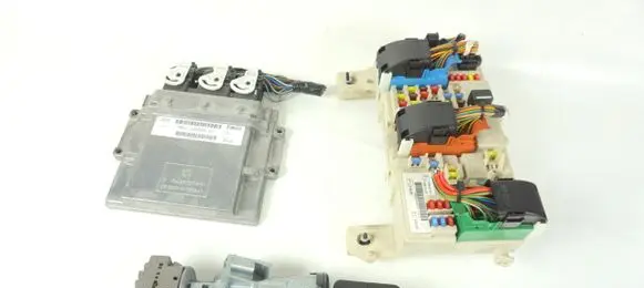 Ford Focus C-MAX Engine control unit/module ECU 7M51-12A650-VE