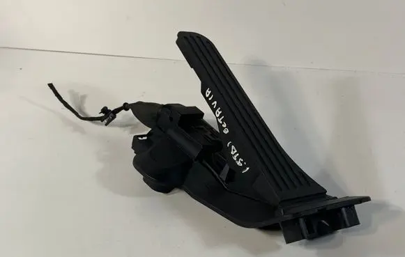 Skoda Octavia Mk2 (1Z) Accelerator throttle pedal 1K2721503M